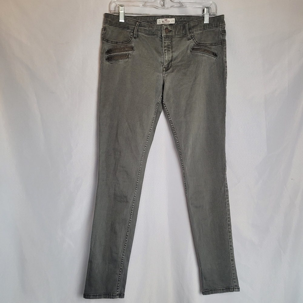 Hollister Women's Skinny Jeans in Gray
